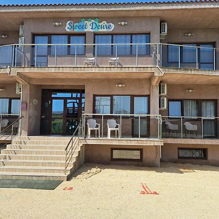 Sweet Desire Bed & Breakfast Vama Veche Ngoại thất bức ảnh