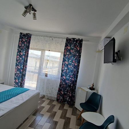 Sweet Desire Bed & Breakfast Vama Veche Ngoại thất bức ảnh