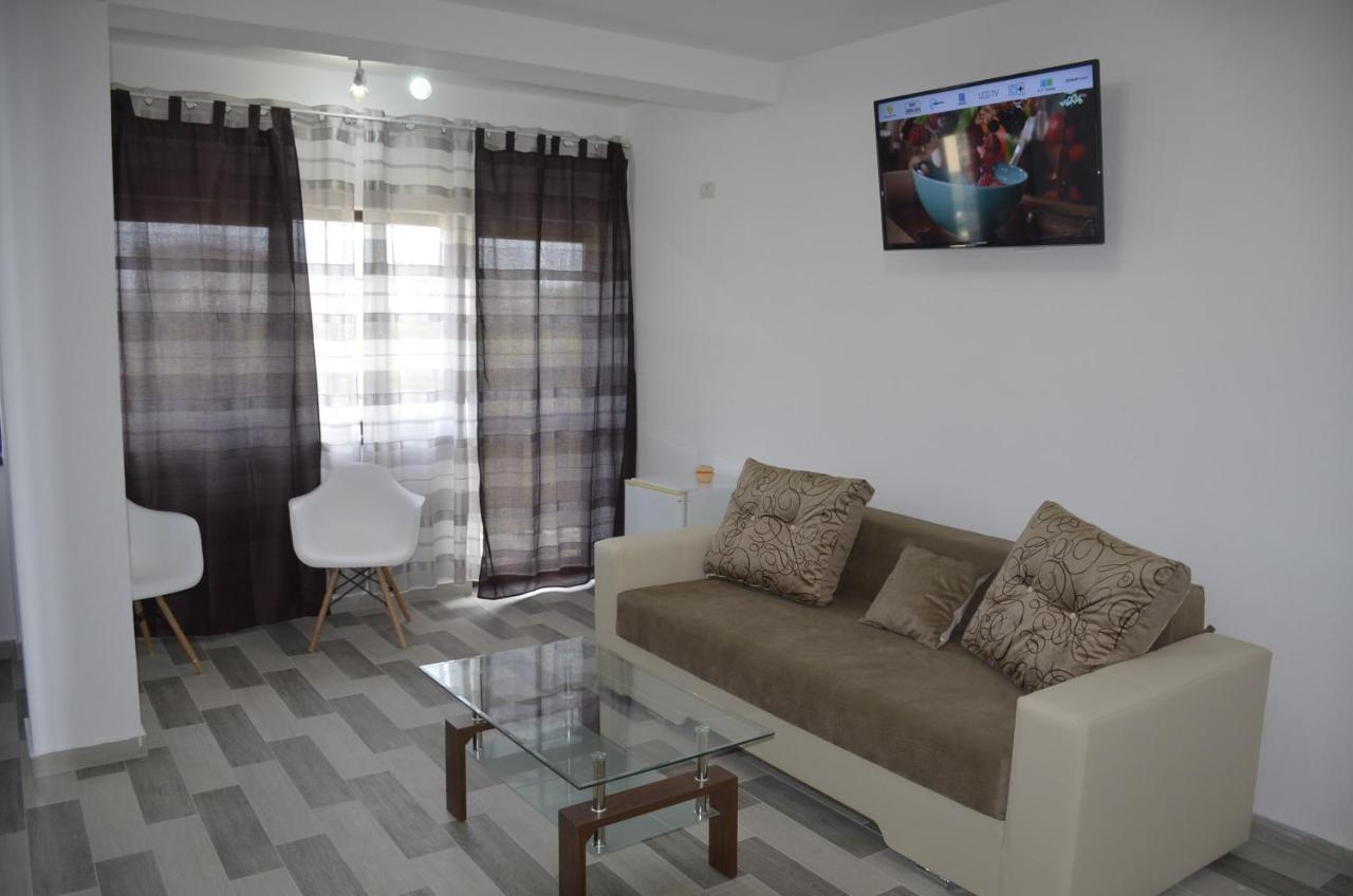 Sweet Desire Bed & Breakfast Vama Veche Ngoại thất bức ảnh