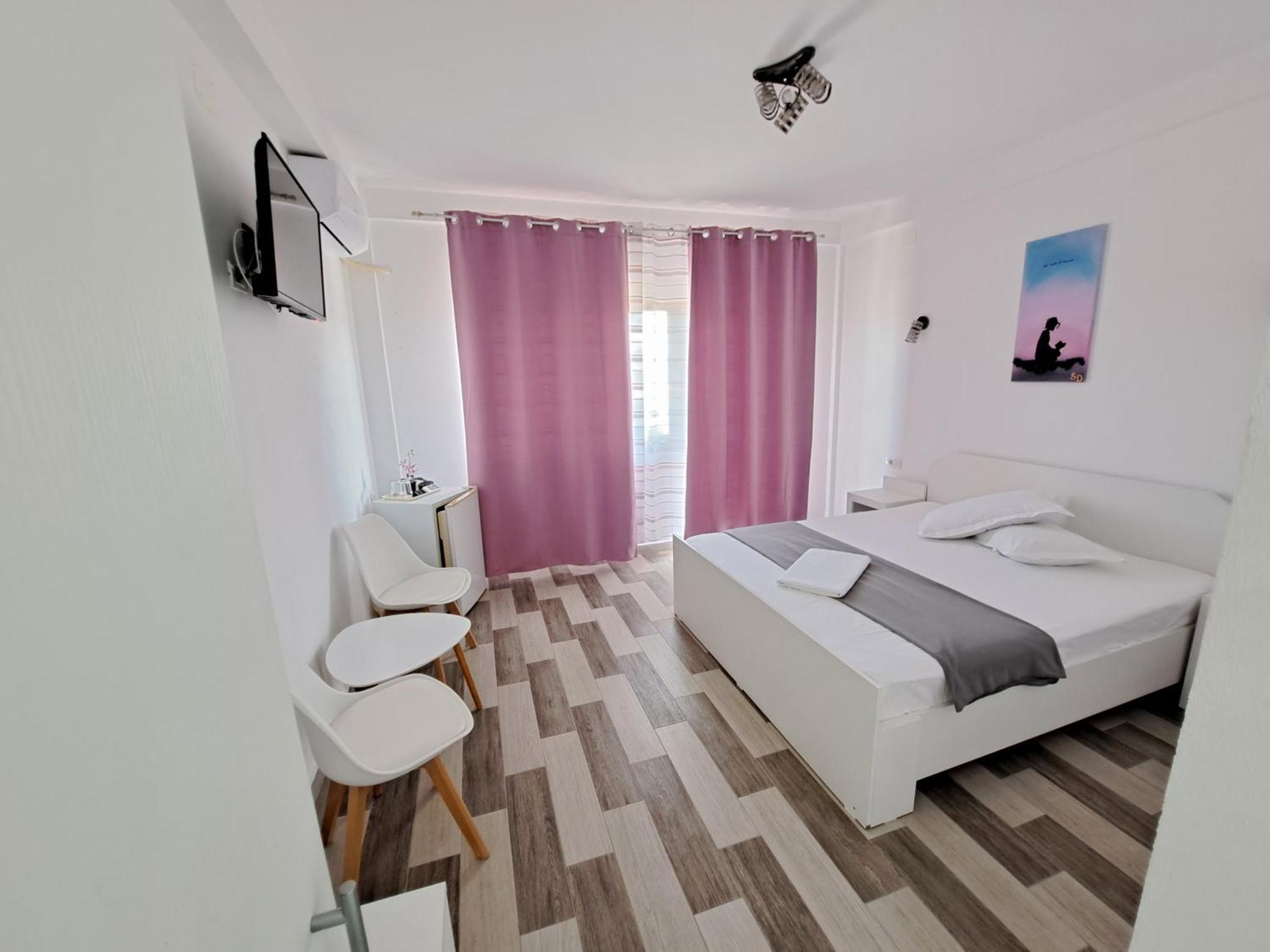Sweet Desire Bed & Breakfast Vama Veche Ngoại thất bức ảnh
