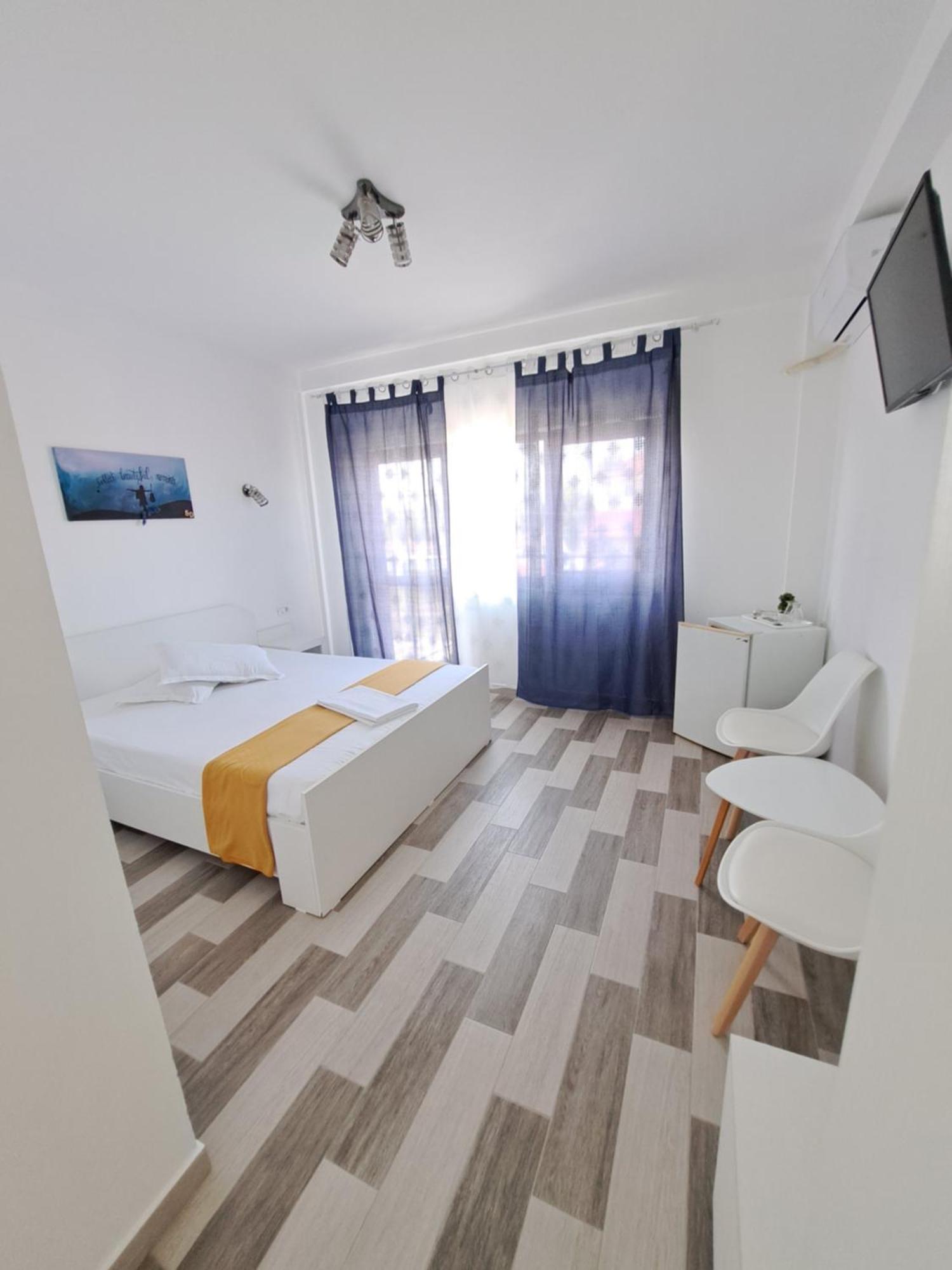 Sweet Desire Bed & Breakfast Vama Veche Ngoại thất bức ảnh